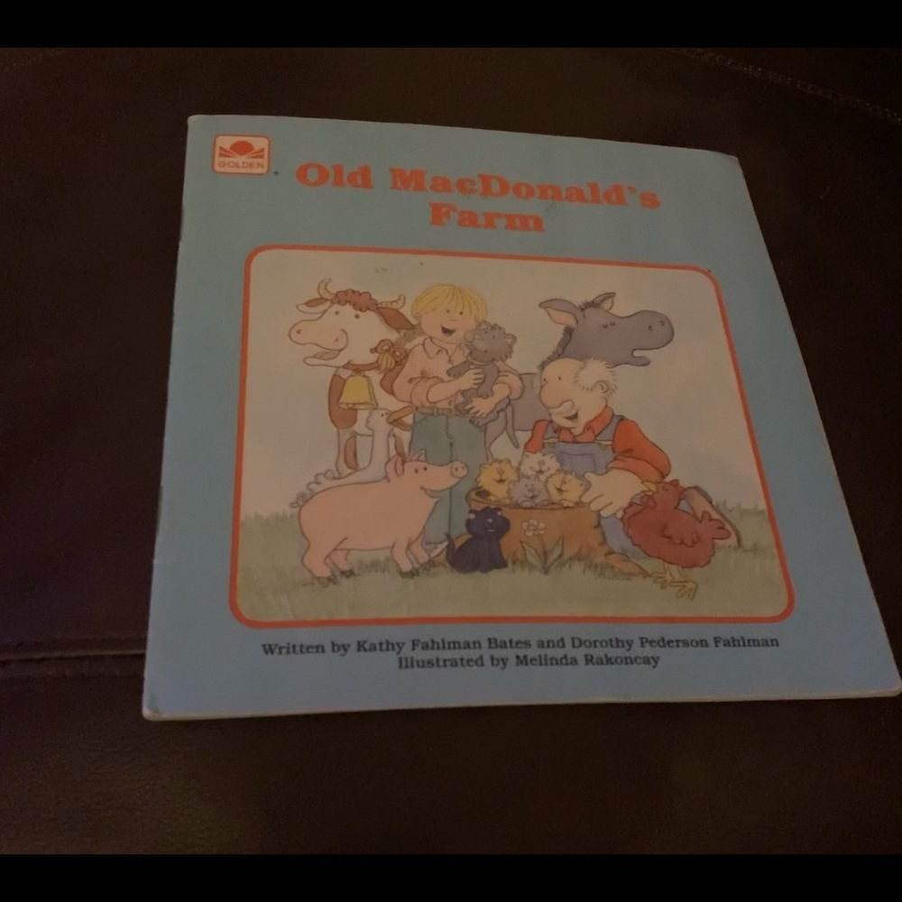 old macdonald’s farm paperback book